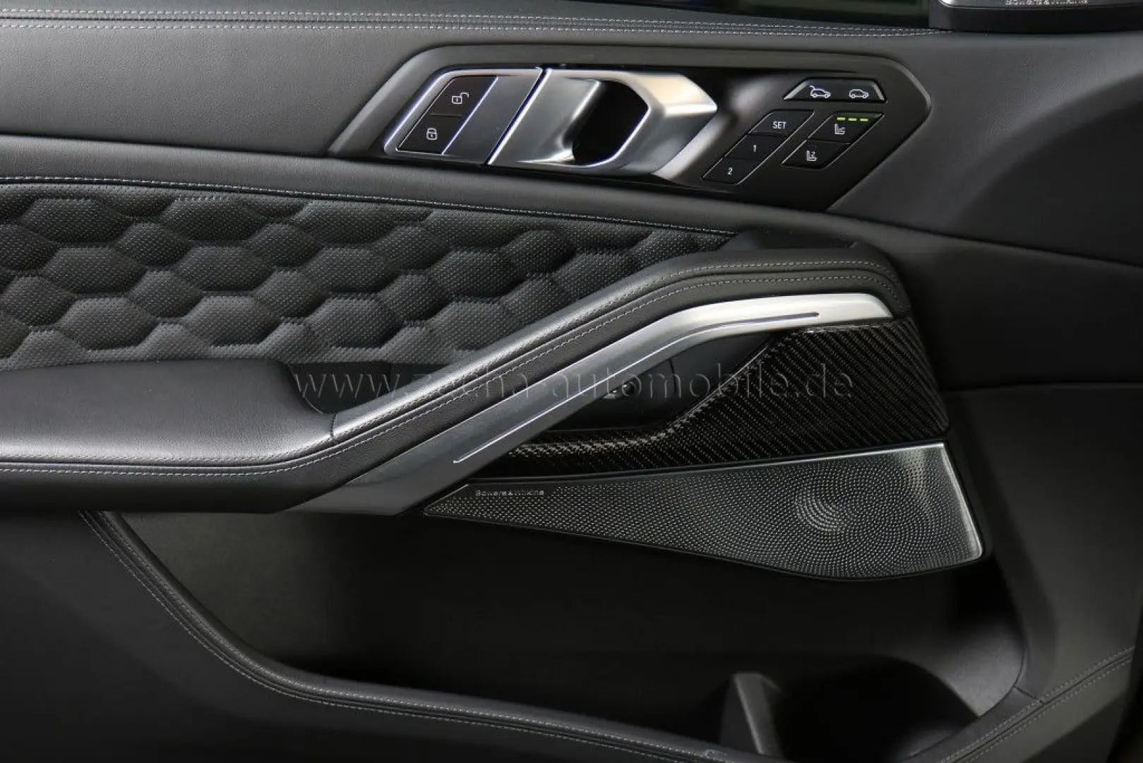 X6 M M-Driv.Pack.Panod.Sitzbel.AHK.Massage.360°