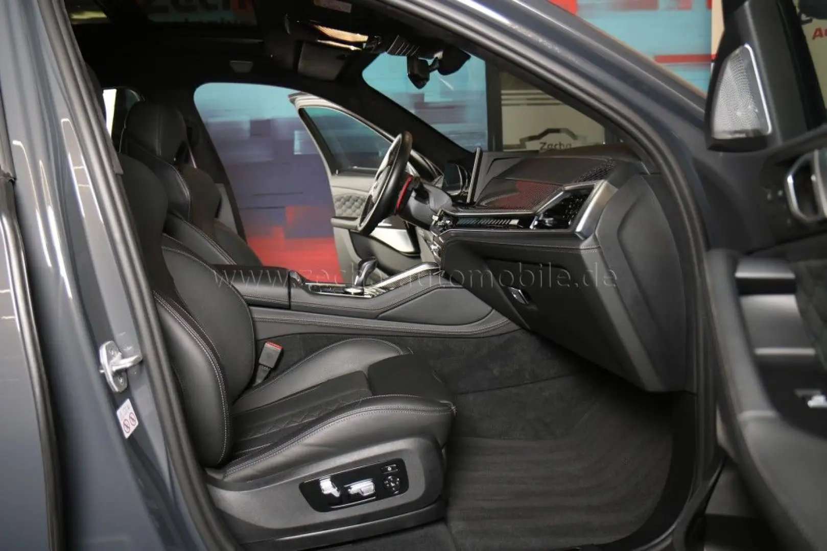 X6 M M-Driv.Pack.Panod.Sitzbel.AHK.Massage.360°