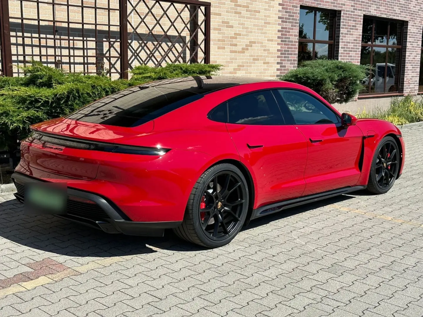 Taycan GTS Alcantara Cam360* 1.Hand EU-Car