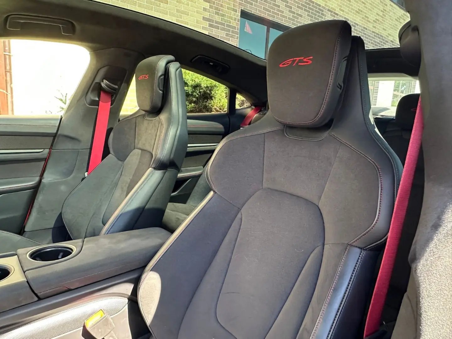 Taycan GTS Alcantara Cam360* 1.Hand EU-Car