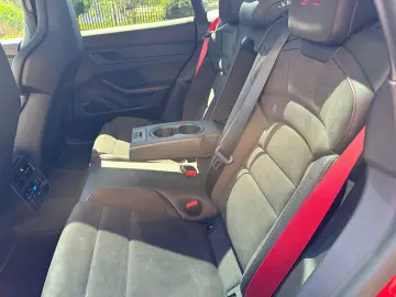 Taycan GTS Alcantara Cam360* 1.Hand EU-Car