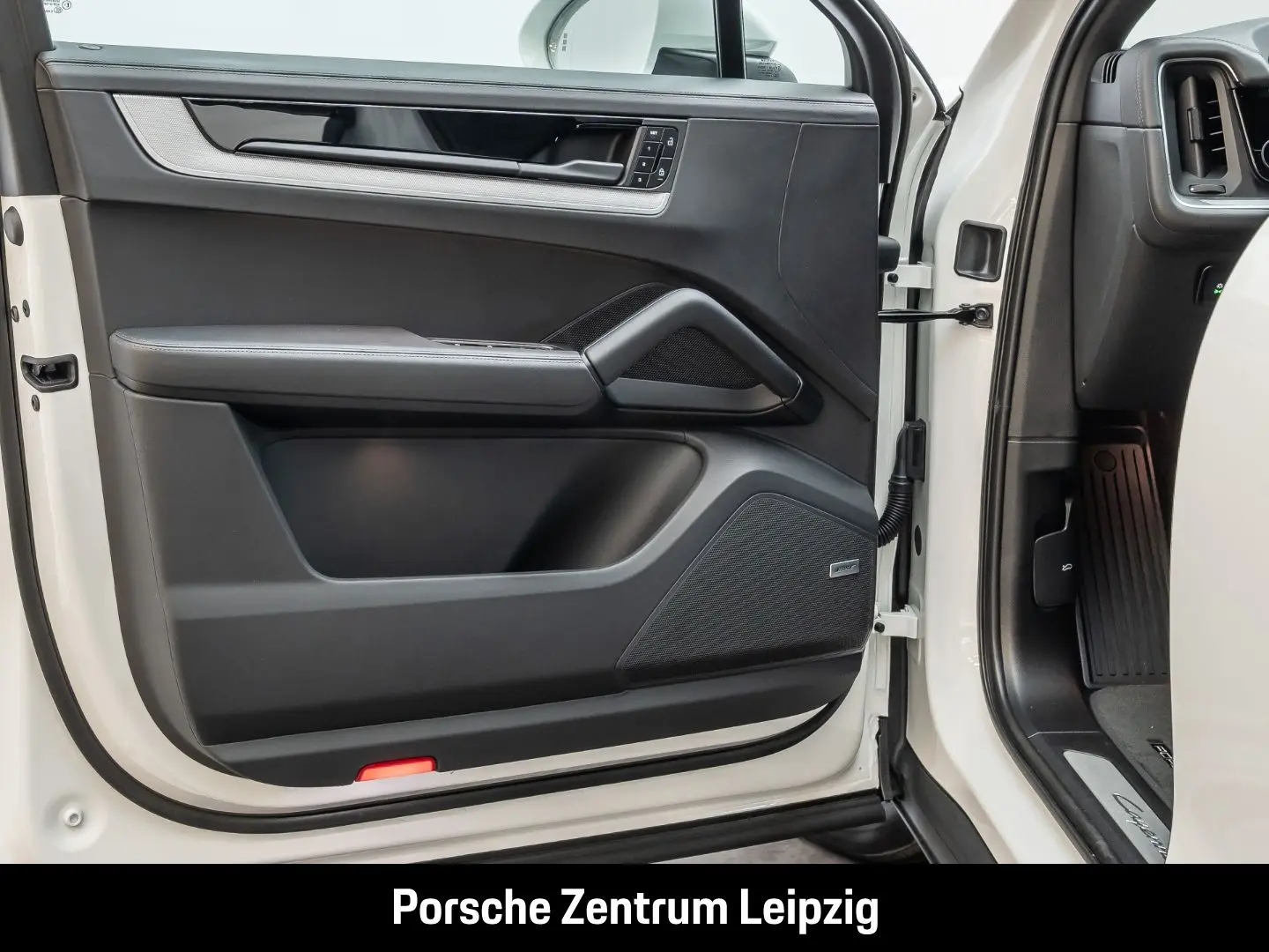 Cayenne E-Hybrid Coupe AHK InnoDrive HeadUp