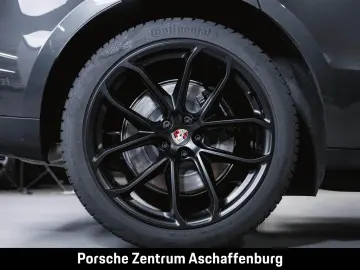 Macan GTS Sport Chrono BOSE 18 Wege