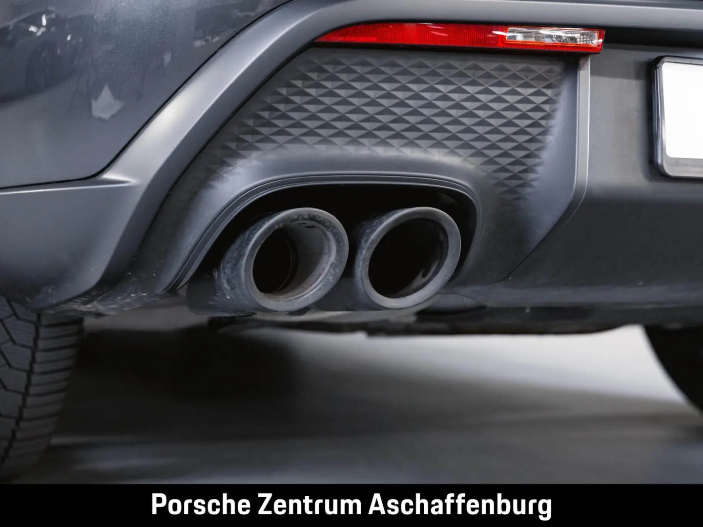 Macan GTS Sport Chrono BOSE 18 Wege