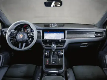 Macan GTS Sport Chrono BOSE 18 Wege