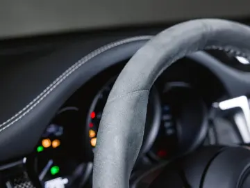Macan GTS Sport Chrono BOSE 18 Wege