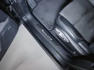 Macan GTS Sport Chrono BOSE 18 Wege