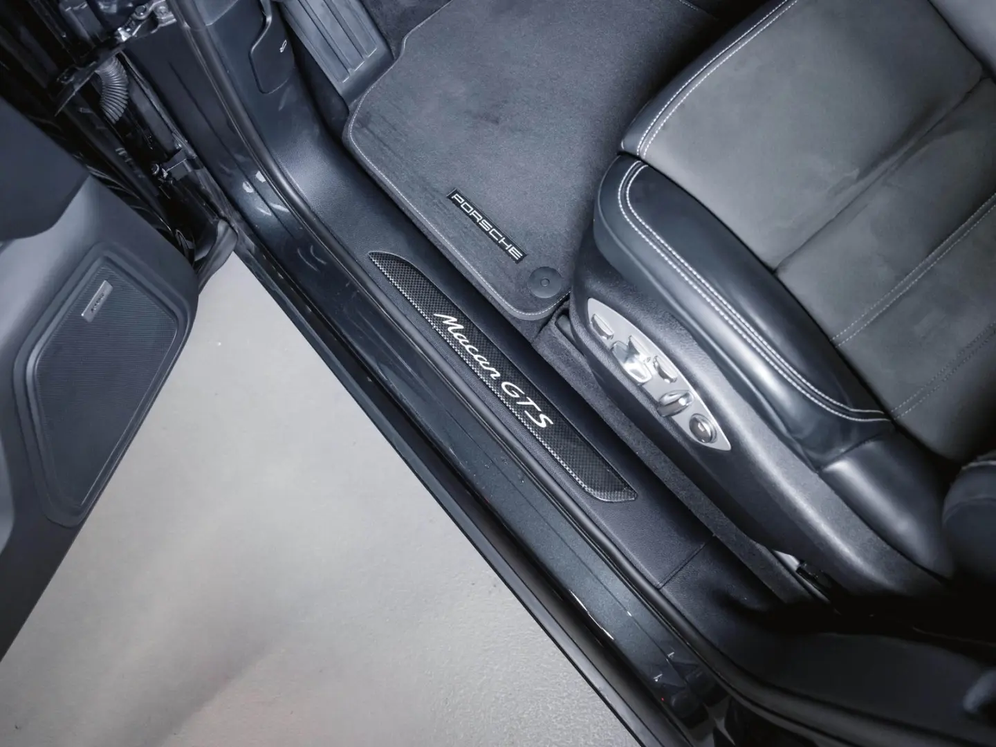 Macan GTS Sport Chrono BOSE 18 Wege