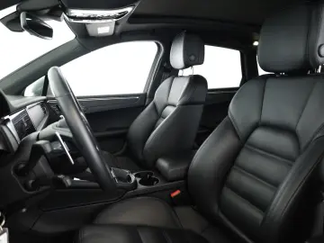 Macan Chrono Pano ACC Keyless Sportabgas 21