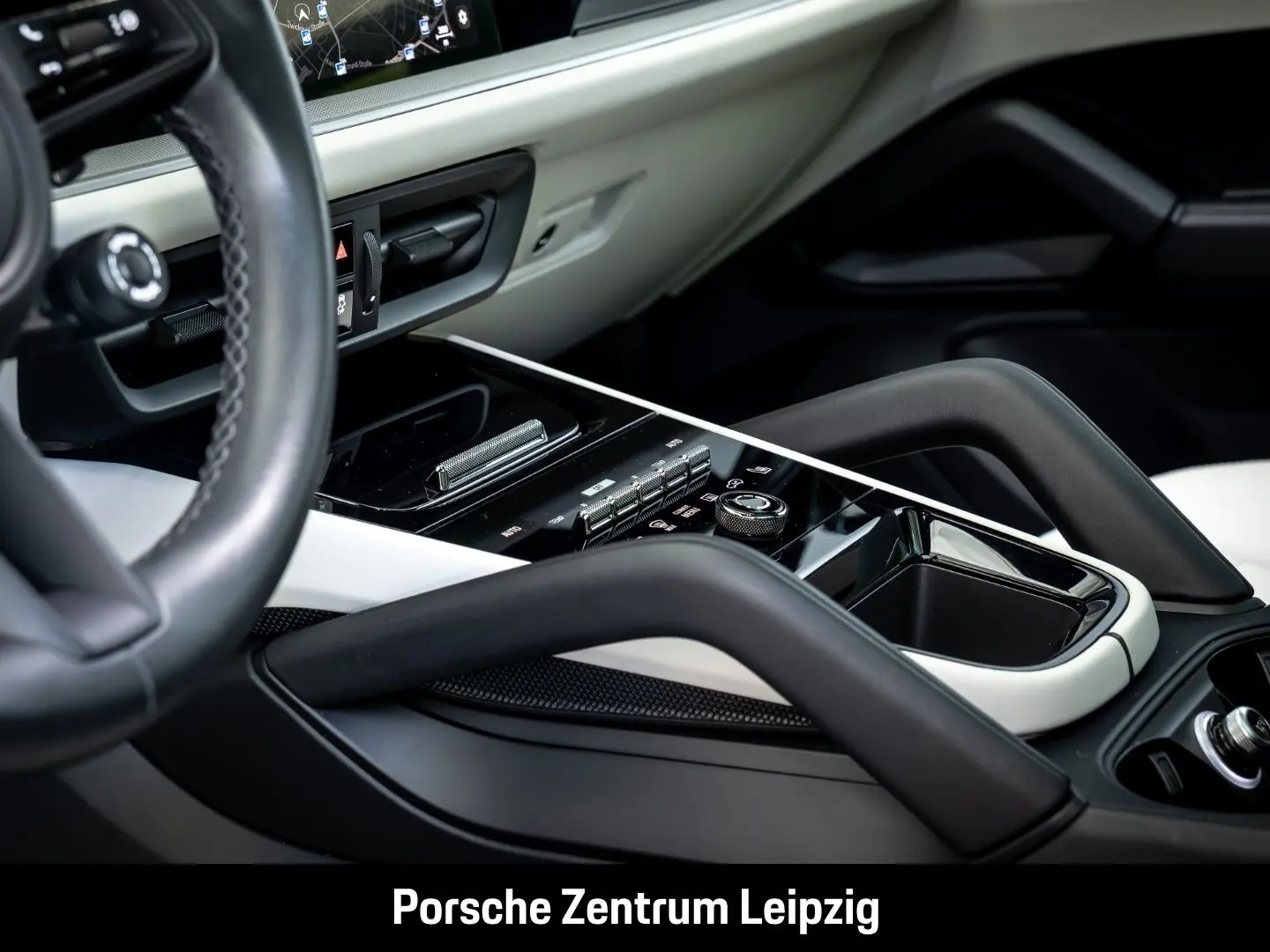 Cayenne E-Hybrid Coupe 22Zoll InnoDrive Bose Luf