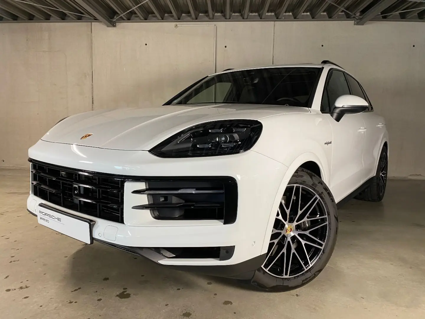 Cayenne E-Hybrid | Nachtsicht | InnoDrive |