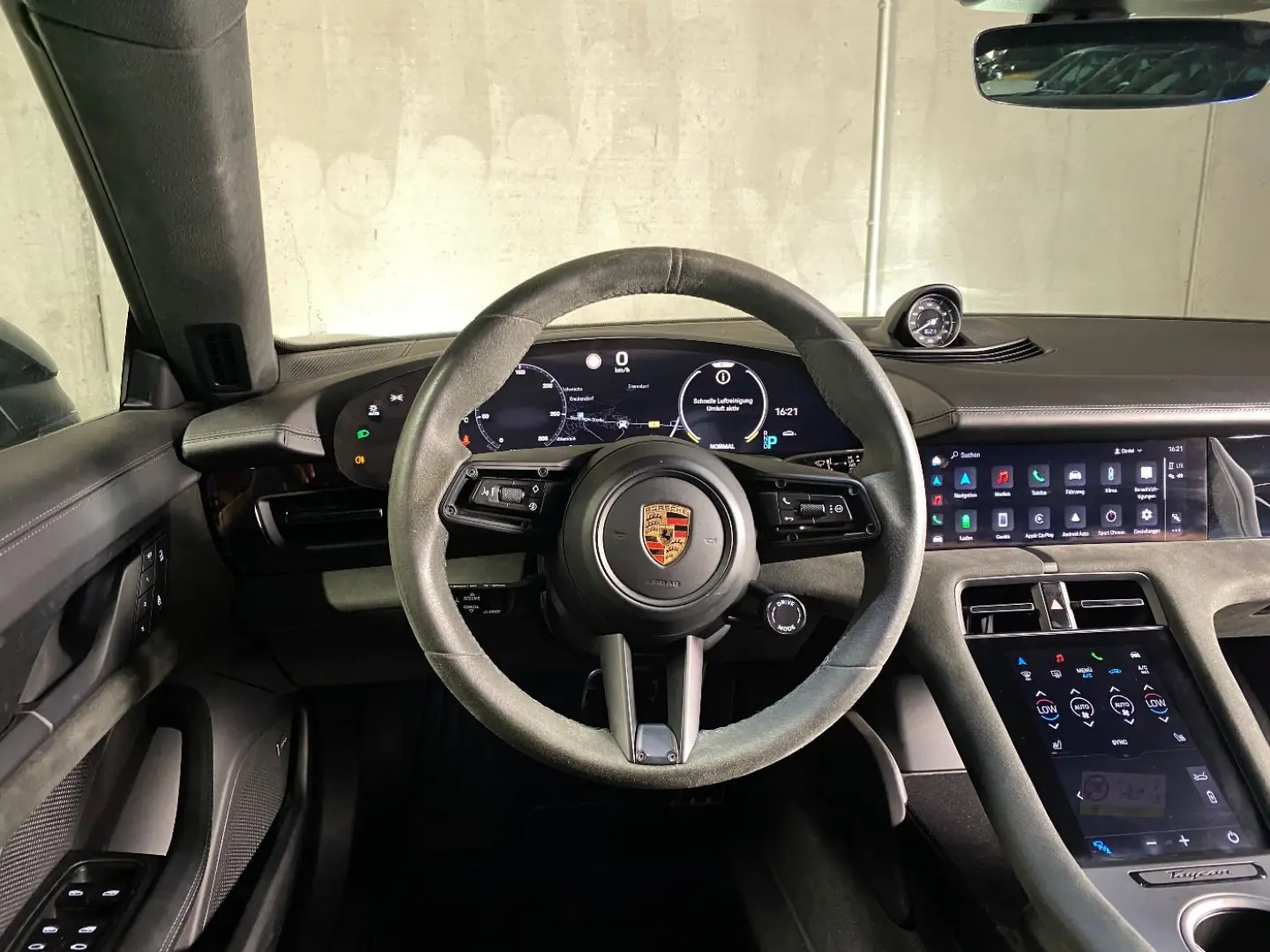 Taycan GTS | Intelligent Range Manager | BOSE |
