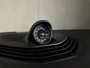 Taycan GTS | Intelligent Range Manager | BOSE |