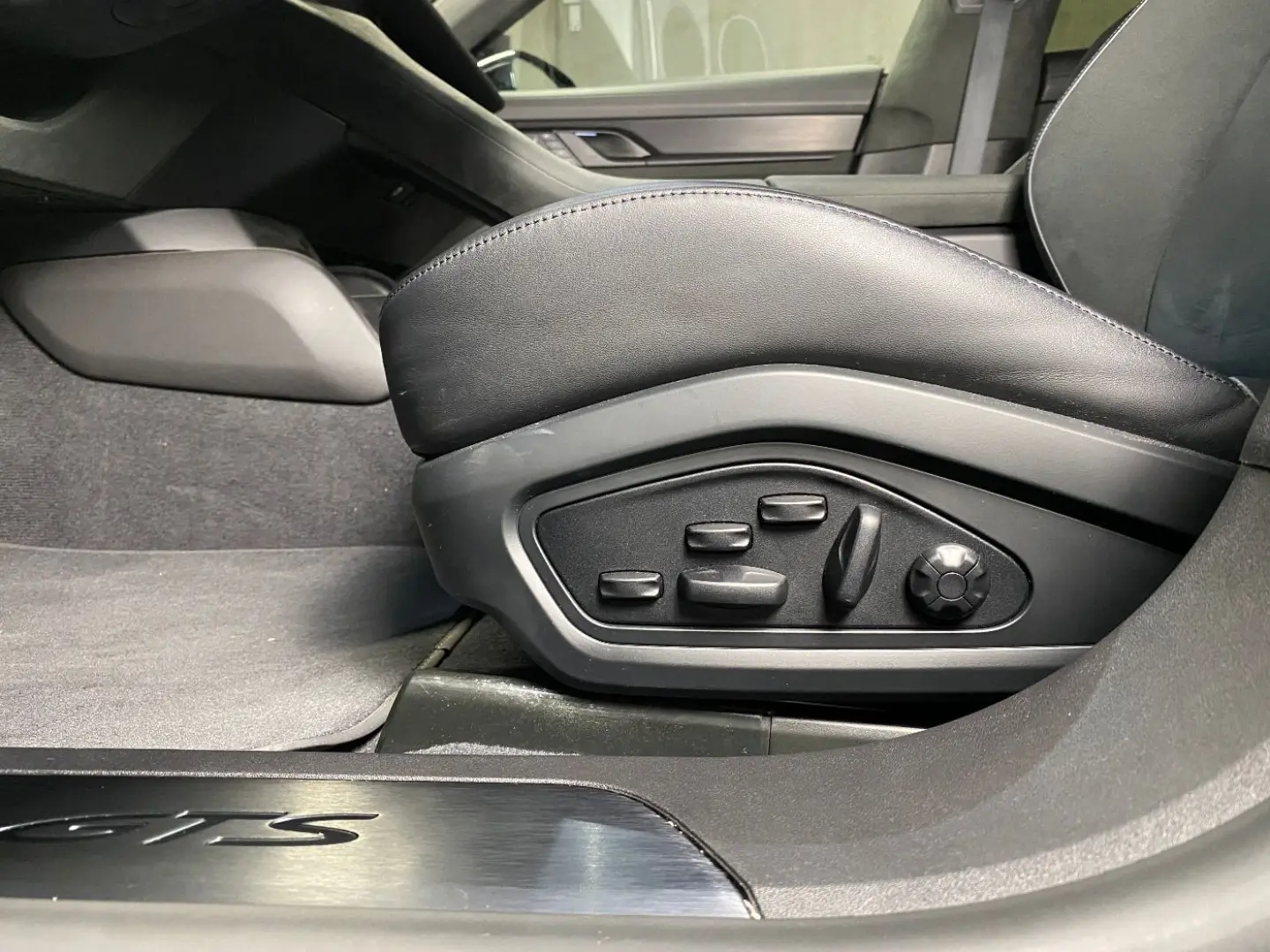 Taycan GTS | Intelligent Range Manager | BOSE |