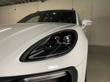 Macan GTS | Sport Chrono Paket | BOSE |