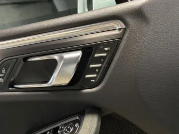 Macan GTS | Sport Chrono Paket | BOSE |