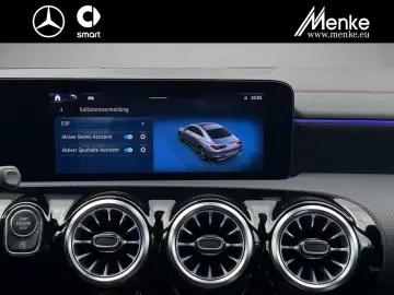 CLA 200 Coupé AMG Distro+Multibea+Kam+Ambi+KeyGo