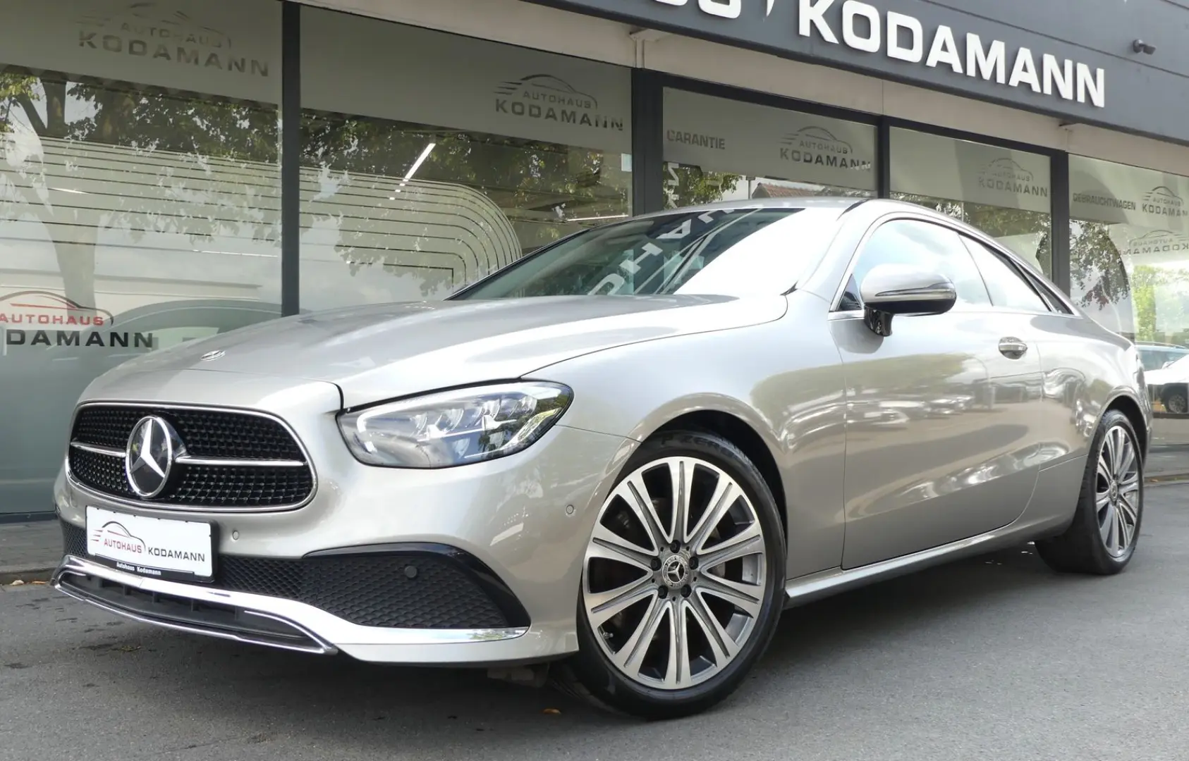 E 200 Coupe Avantgarde*Kamera*19