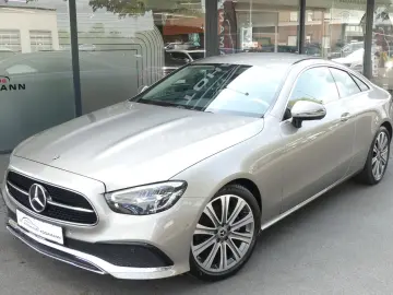 E 200 Coupe Avantgarde*Kamera*19