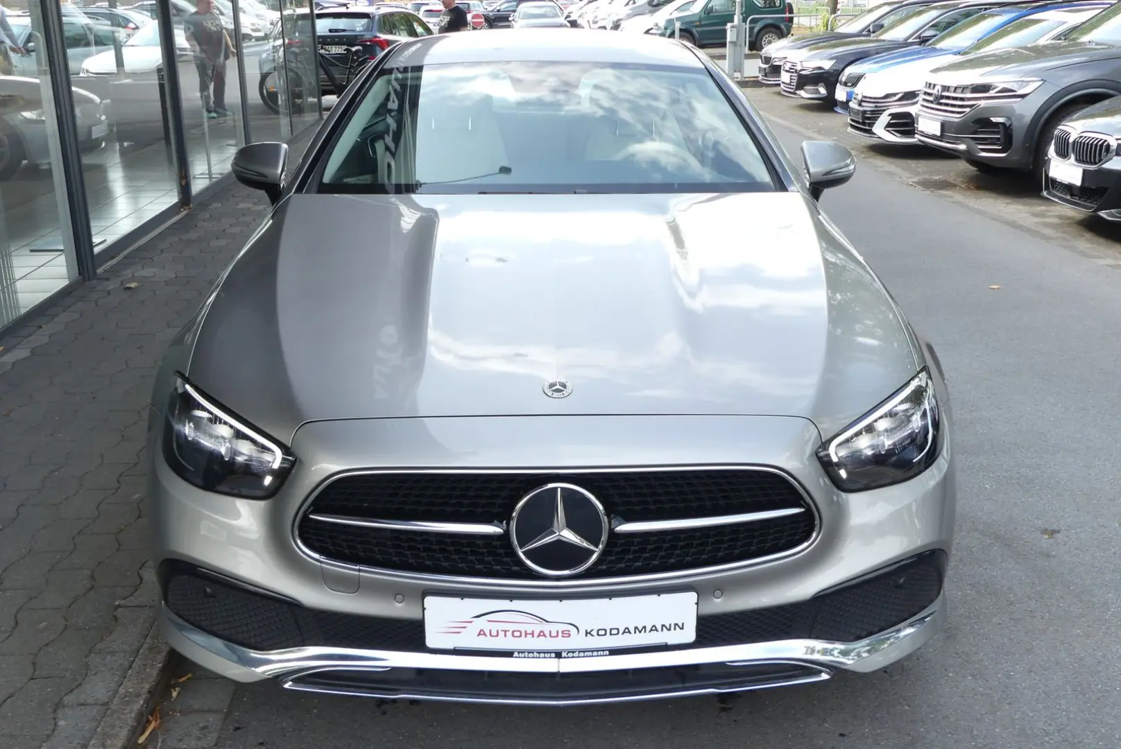 E 200 Coupe Avantgarde*Kamera*19