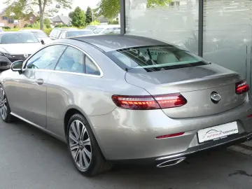 E 200 Coupe Avantgarde*Kamera*19