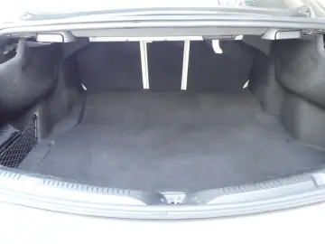 E 200 Coupe Avantgarde*Kamera*19