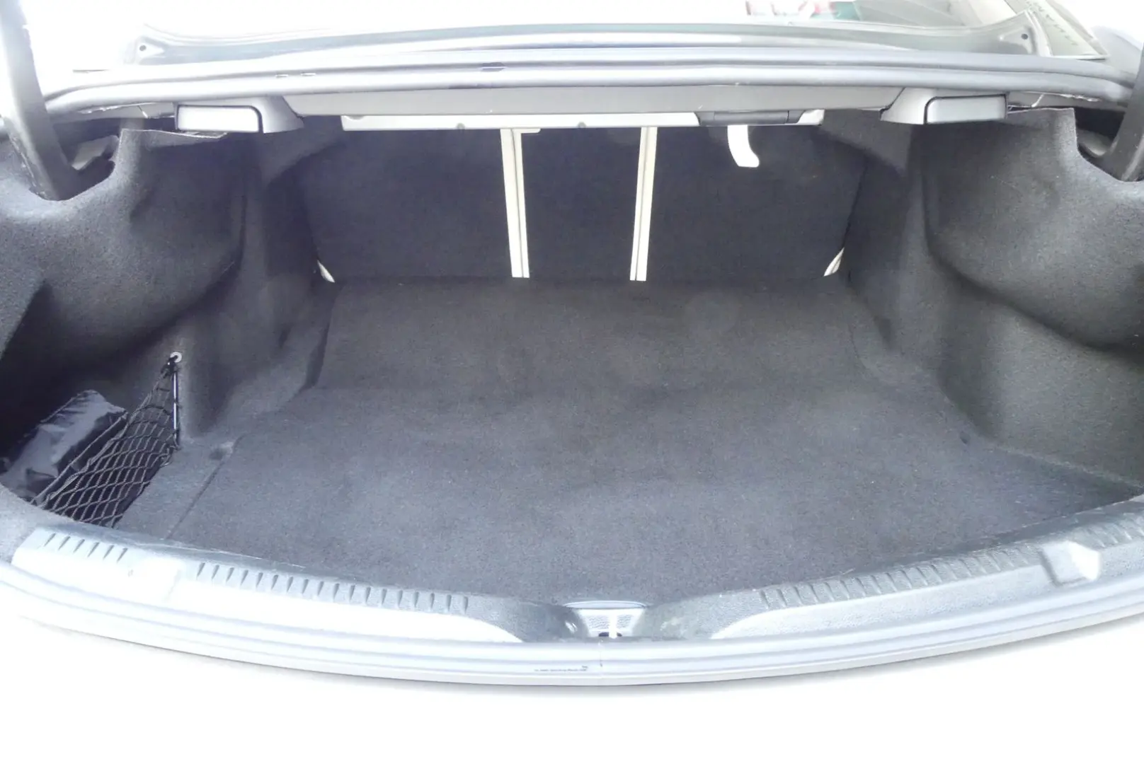 E 200 Coupe Avantgarde*Kamera*19