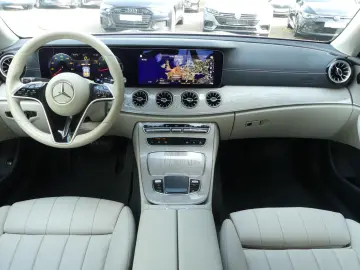 E 200 Coupe Avantgarde*Kamera*19