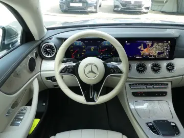 E 200 Coupe Avantgarde*Kamera*19