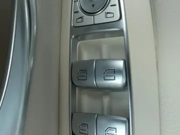 E 200 Coupe Avantgarde*Kamera*19