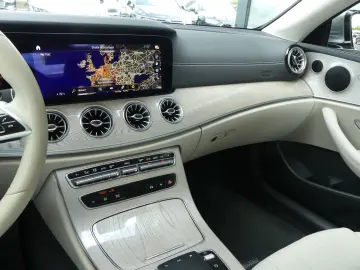 E 200 Coupe Avantgarde*Kamera*19