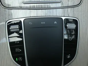 E 200 Coupe Avantgarde*Kamera*19