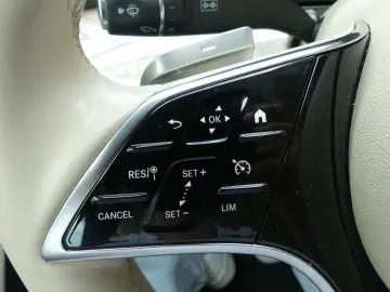 E 200 Coupe Avantgarde*Kamera*19
