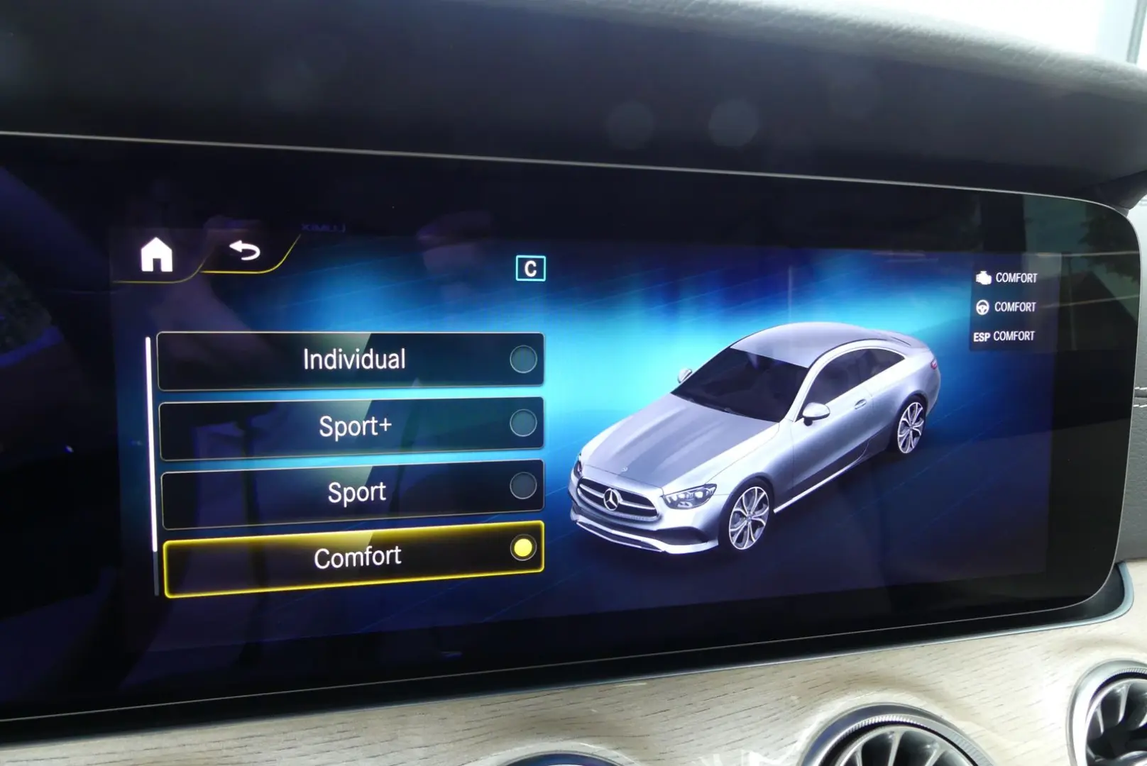 E 200 Coupe Avantgarde*Kamera*19