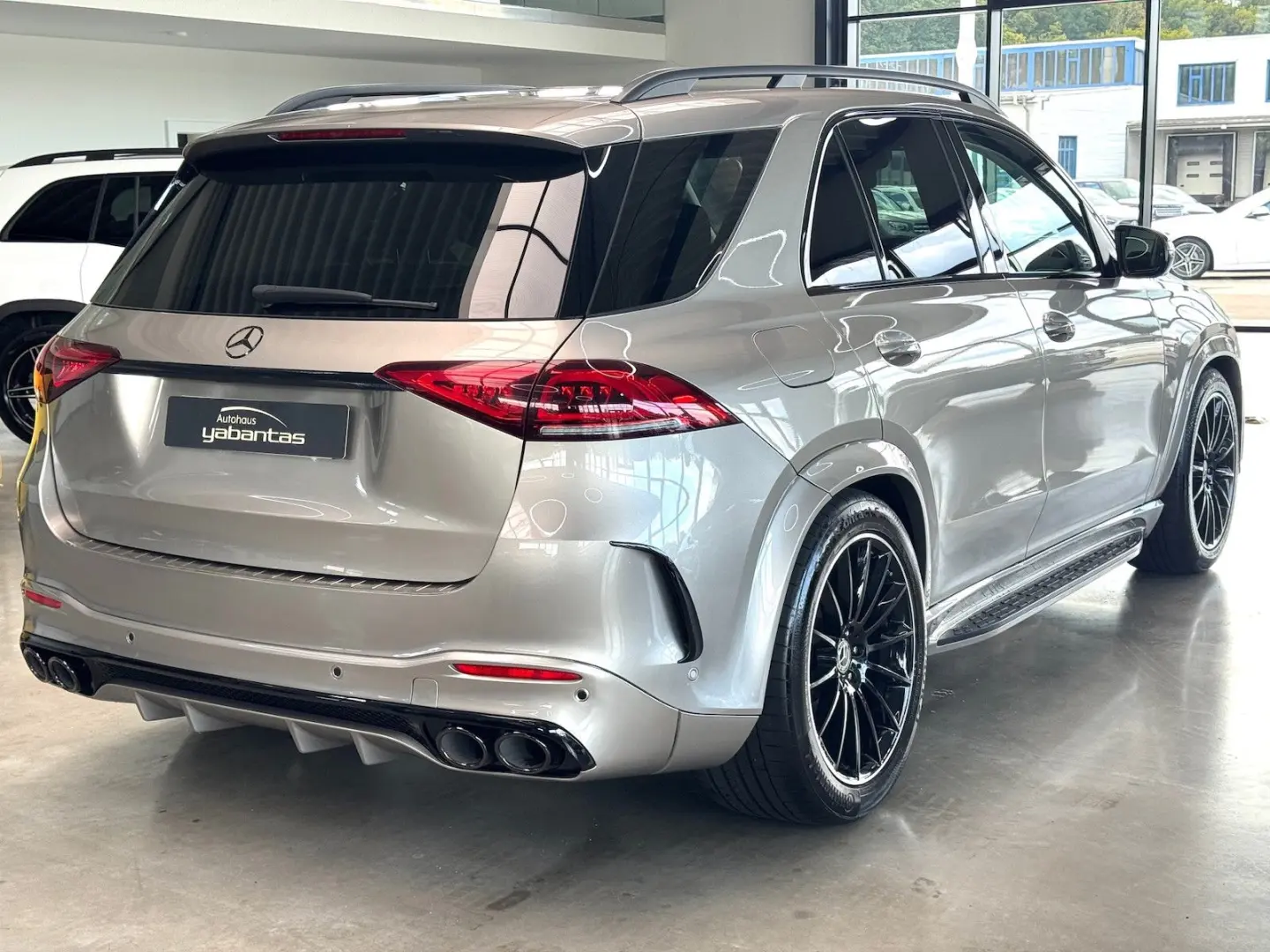 GLE 400 d 4M AMG Night DISTRONIC+ Pano 360° AHK 