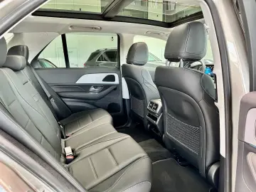 GLE 400 d 4M AMG Night DISTRONIC+ Pano 360° AHK 