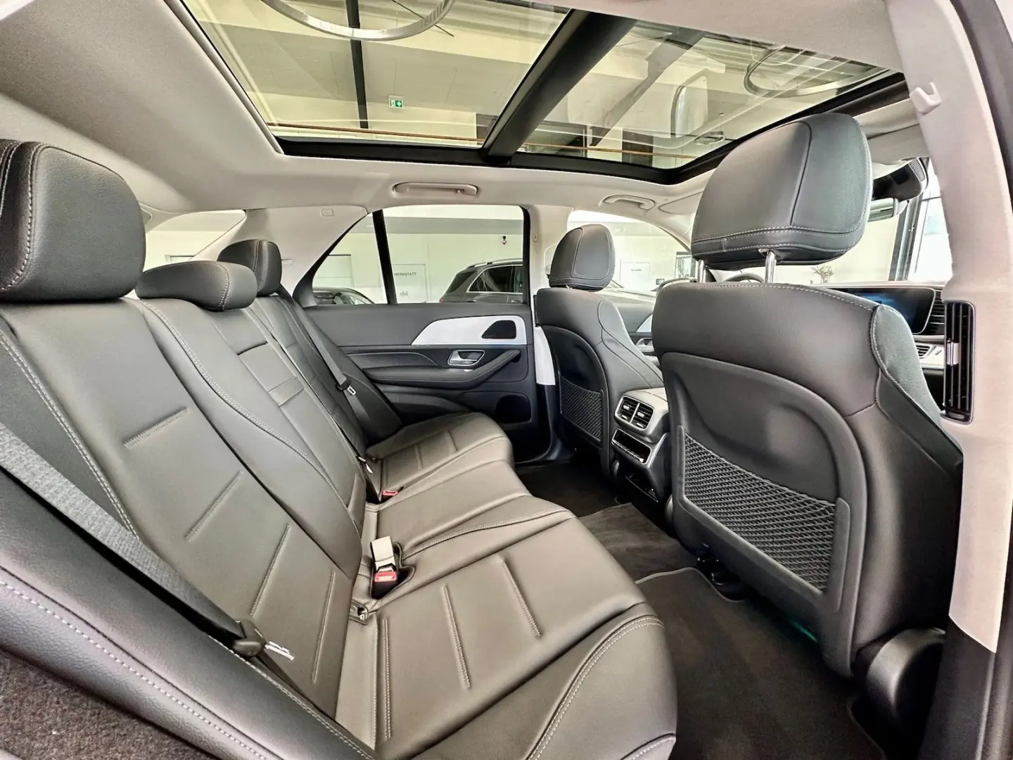 GLE 400 d 4M AMG Night DISTRONIC+ Pano 360° AHK 