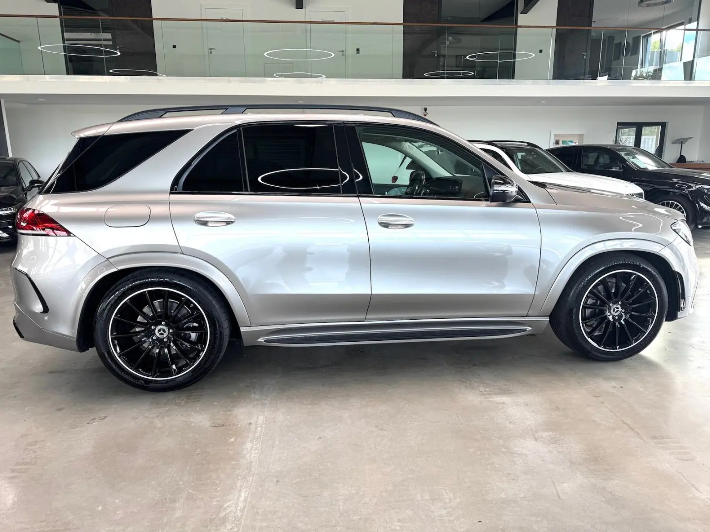 GLE 400 d 4M AMG Night DISTRONIC+ Pano 360° AHK 