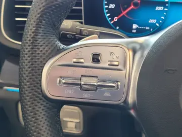 GLE 400 d 4M AMG NIGHT PANO AHK MEMORYAMG Line