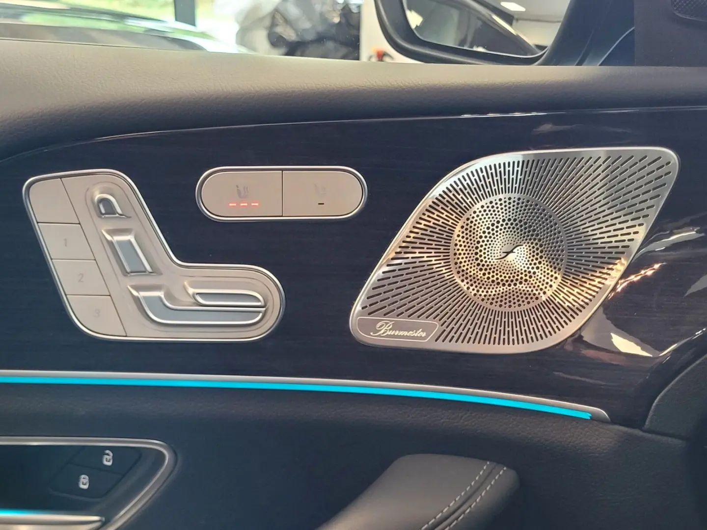 GLE 400 d 4M AMG NIGHT PANO AHK MEMORYAMG Line