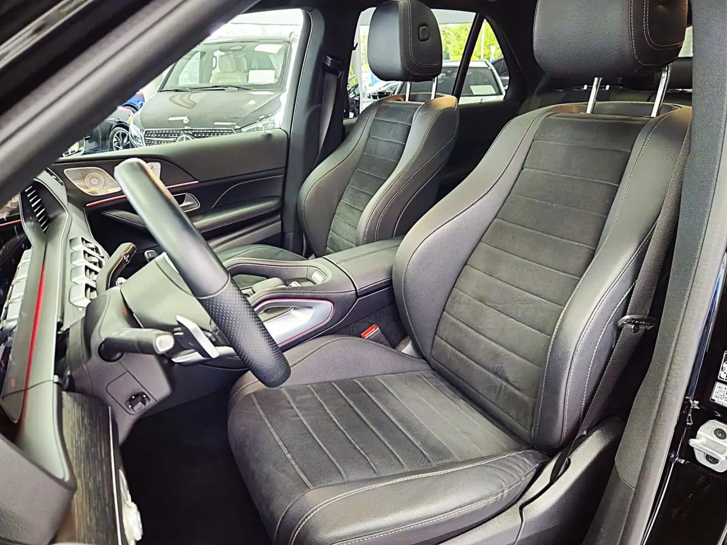 GLE 300 d 4M*AMG*AIRM*PANO*MBEAM*BURM*DISTR*KAM*