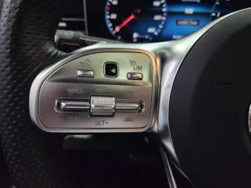 GLE 300 d 4M*AMG*AIRM*PANO*MBEAM*BURM*DISTR*KAM*