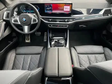 X5 xDr 40d M SPORT SoftCl,Pano,AHK,360,H/K,DAPro