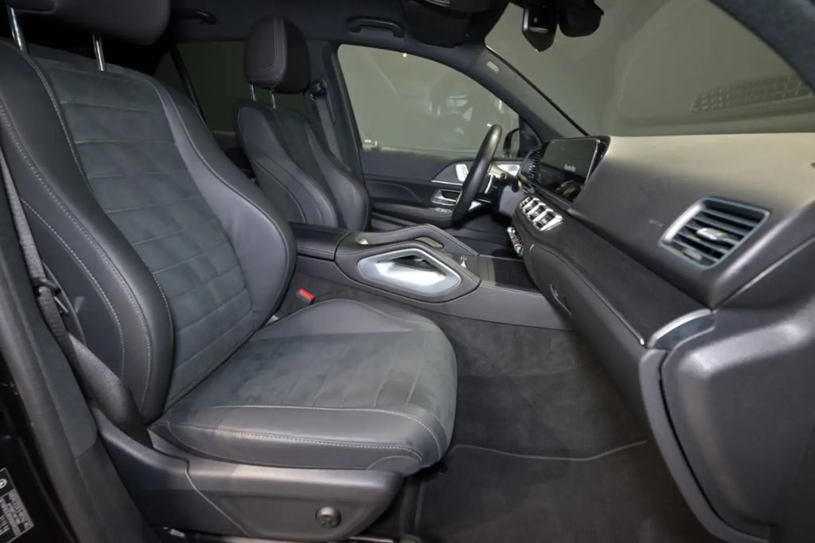 GLE 450 d 4M AMG ADVANCED PLUS/AHK/360'/DISTRO