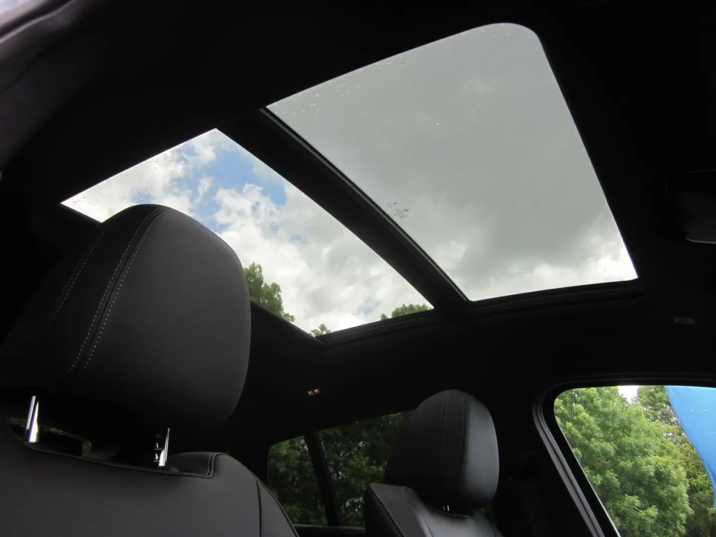 X4 xDrive20i M SPORT LASER AHK PANO LEDER HUD LC