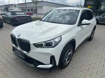 X1 18i sDrive Premium-Paket AHK ACC LED SHZ