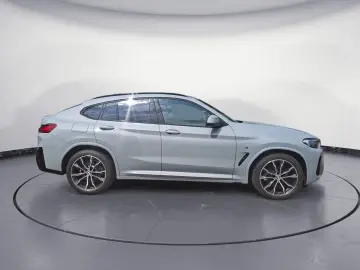 X4 xDrive20i AT M Sportpaket Innovationsp. AHK
