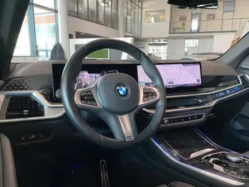 X5 40d M-Sport Pro M-Sitze Pano Sbel AHK ACC H&K