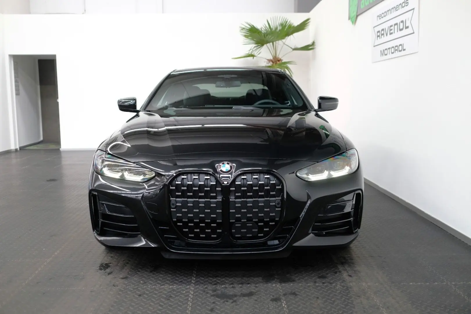 M440 d xDrive Coupe/M-PRO/M-AERO/GLASDACH/CARBON