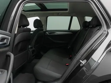 530e xD Panorama DAB CockPitPro Alarm PDC 19Zoll